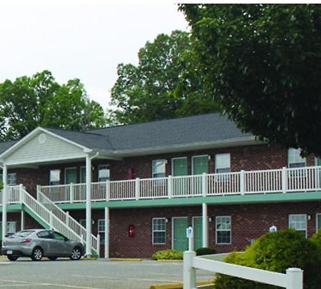 Eastside Suites Lynchburg Kültér fotó